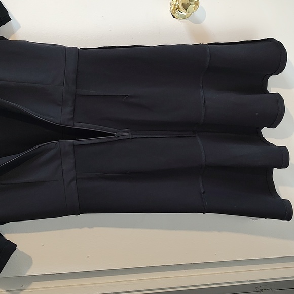 Ann Taylor Black Dress Size 12. Make An Offer. - Picture 11 of 11